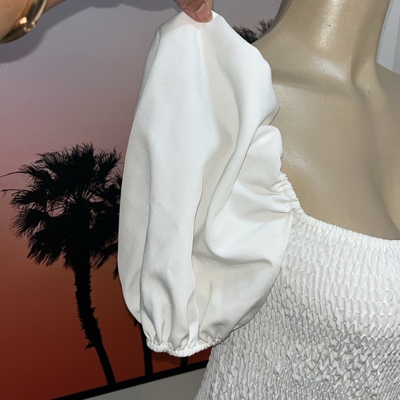 Pretty Little Thing WHITE SQUARE NECK PUFF SLEEVE SMOCK DRESS Size 6 Fits 8 - Picture 5 of 7